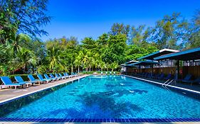 Naiyang Park Resort - Beachfront Escape